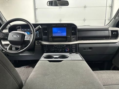 Used 2024 Ford F250 XLT image 15