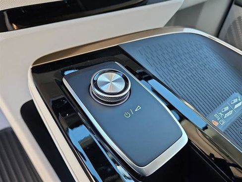 New 2026 Buick Enclave Avenir w/ Super Cruise Package image 19