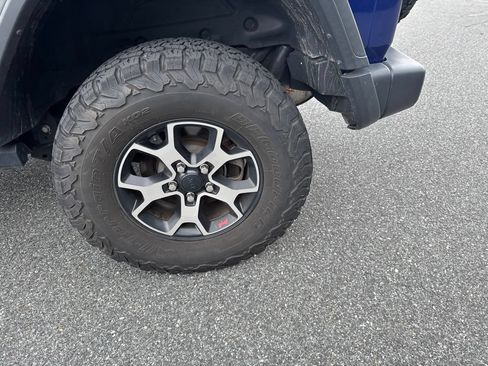 Used 2019 Jeep Wrangler Unlimited Rubicon AWD/4WD image 7