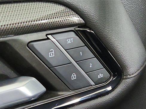 Used 2023 GMC Sierra 1500 AT4 w/ Technology Package image 20