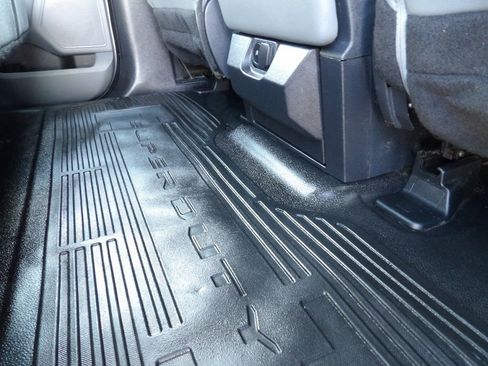 Used 2024 Ford F550 4x4 Crew Cab Super Duty image 28