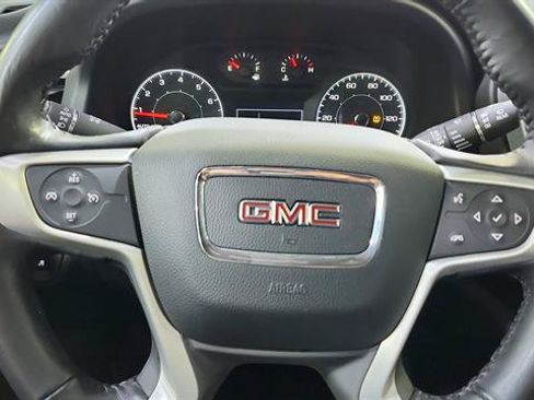 Used 2019 GMC Acadia SLE FWD image 13