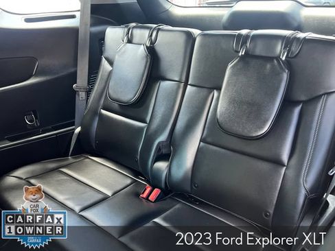 Used 2023 Ford Explorer XLT w/ Equipment Group 202A AWD/4WD image 21
