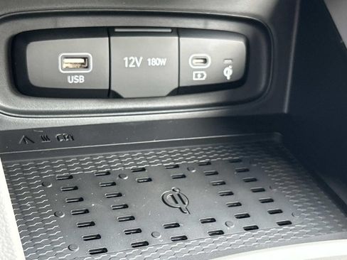New 2026 Hyundai Venue SEL FWD image 33