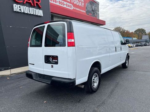 Used 2021 Chevrolet Express 2500 Extended w/ Driver Convenience Package image 7