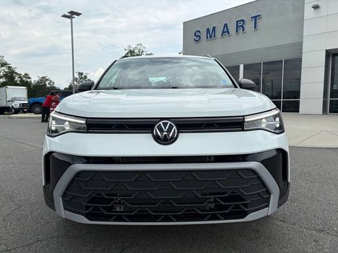 Used 2025 Volkswagen Taos S FWD image 9