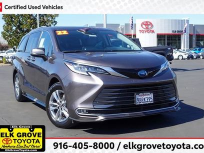 Certified 2022 Toyota Sienna Limited