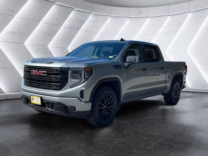 Used 2023 GMC Sierra 1500 Pro w/ Graphite Edition