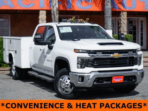 Used 2024 Chevrolet Silverado 3500 LT w/ Convenience Package AWD/4WD image 2