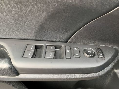 Used 2019 Honda Civic EX-L image 12