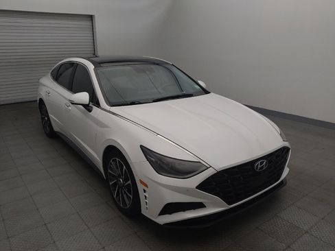 Used 2022 Hyundai Sonata Limited w/ Cargo Package FWD image 13