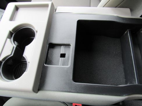 Used 2020 Ford F350 XL w/ Power Equipment Group image 21