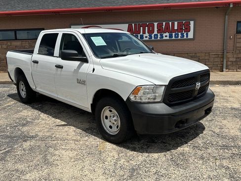 Used 2017 RAM 1500 Tradesman w/ Protection Group AWD/4WD image 2