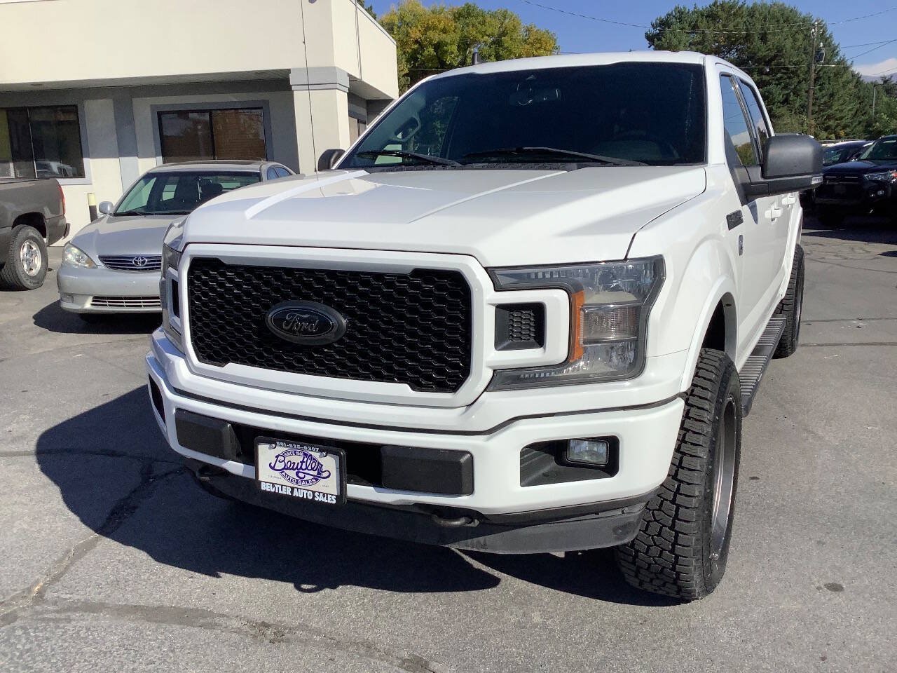 Used 2020 Ford F150 XLT w/ Equipment Group 302A Luxury AWD/4WD image 5