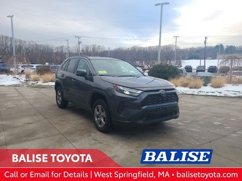 Used 2025 Toyota RAV4 XLE image 1