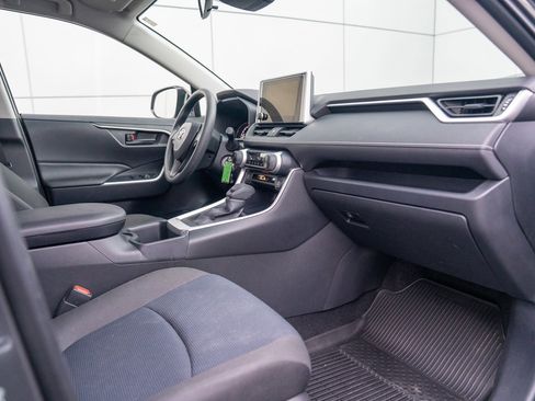 Used 2025 Toyota RAV4 LE image 22