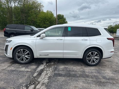 Used 2020 Cadillac XT6 Premium Luxury FWD image 6