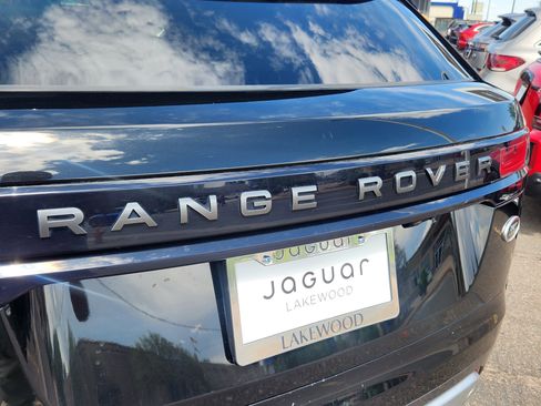 Used 2019 Land Rover Range Rover Velar R-Dynamic SE AWD/4WD image 23