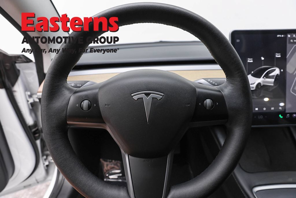 Used 2022 Tesla Model 3 Long Range AWD/4WD image 12