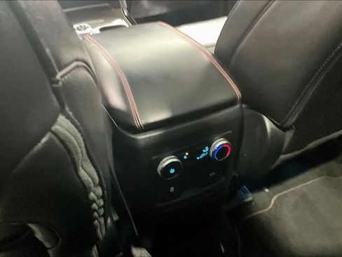 Used 2024 Ford Explorer ST-Line w/ Class IV Trailer Tow Package image 10