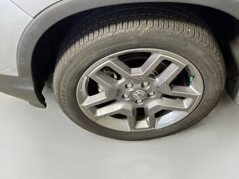 Used 2023 Honda Passport EX-L image 14