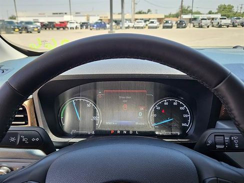 Used 2024 Ford Maverick Lariat FWD image 14