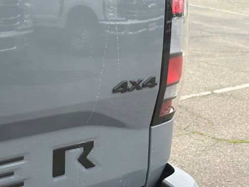 New 2026 Nissan Frontier SV w/ SV Convenience Package image 12