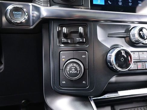 Used 2025 Ford F150 Raptor AWD/4WD image 18