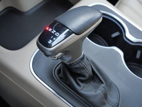 Used 2019 Dodge Durango Citadel w/ Technology Group image 25