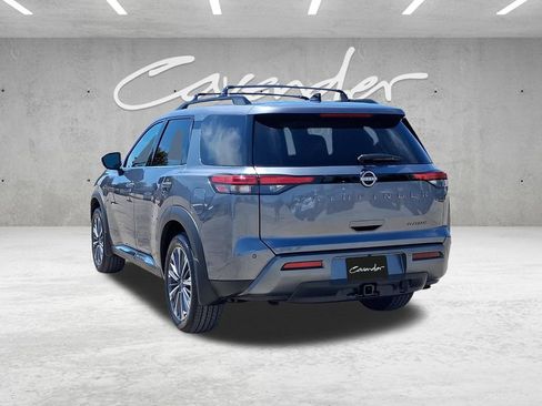 New 2026 Nissan Pathfinder Platinum FWD image 15