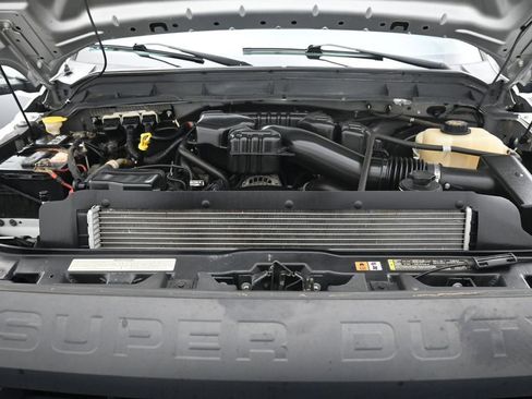 Used 2016 Ford F250 XL w/ Power Equipment Group image 31