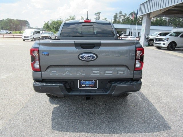 New 2026 Ford Ranger XLT w/ Trailer Tow Package RWD image 4