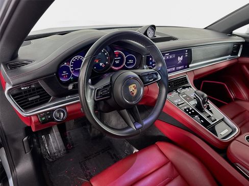 Used 2022 Porsche Panamera 4 Platinum Edition AWD/4WD image 9