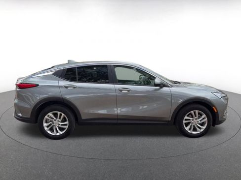 Used 2025 Buick Envista Preferred image 16