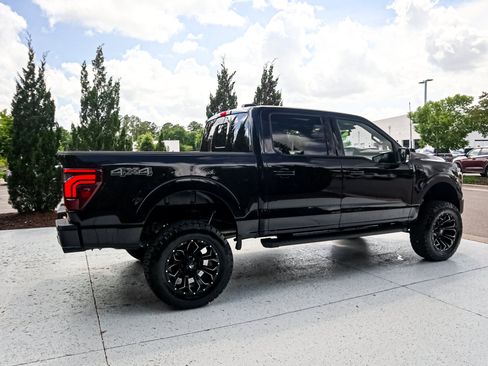 Used 2025 Ford F150 Lariat AWD/4WD image 11