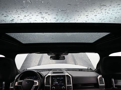 Used 2015 Ford F150 Platinum w/ Equipment Group 701A Luxury image 15