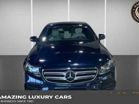 Used 2017 Mercedes-Benz E 300 4MATIC image 1
