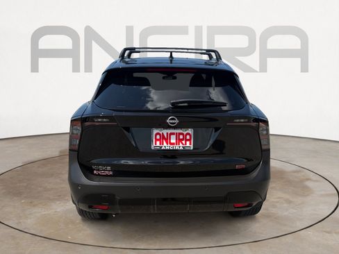 Used 2026 Nissan Kicks SR FWD image 11