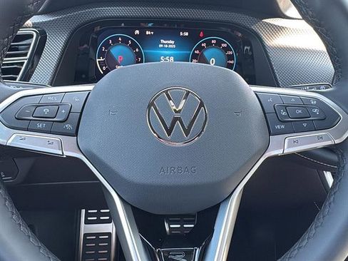 New 2026 Volkswagen Atlas Cross Sport SEL Premium R-Line image 18