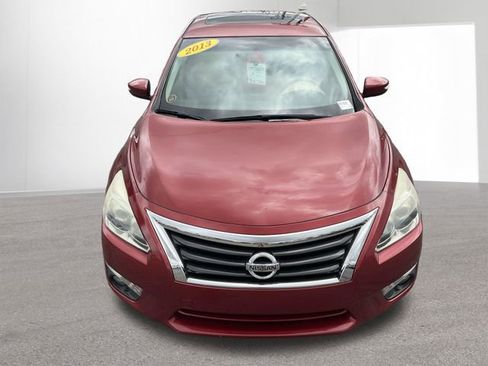 Used 2013 Nissan Altima 2.5 SL w/ Technology Pkg image 32
