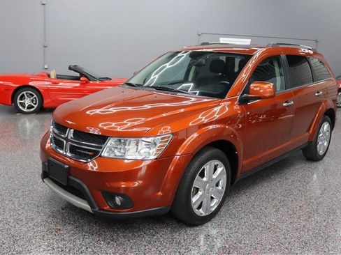 Used 2014 Dodge Journey Limited w/ Flexible Seating Group FWD image 2