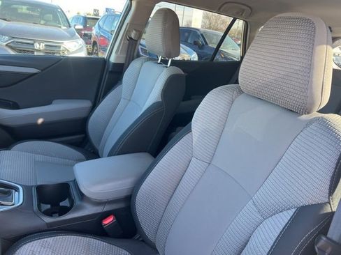Used 2025 Subaru Outback Premium image 7