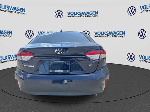 Used 2023 Toyota Corolla LE FWD image 5