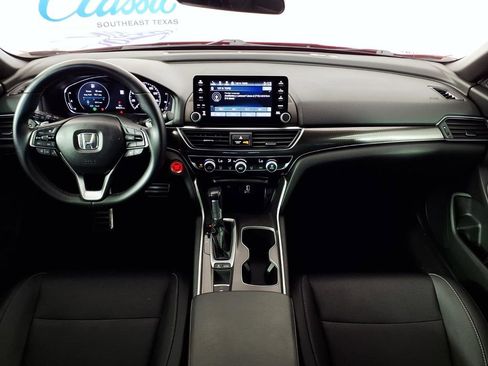 Used 2019 Honda Accord Sport image 14