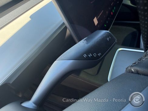 Used 2023 Tesla Model 3 Standard Range image 18