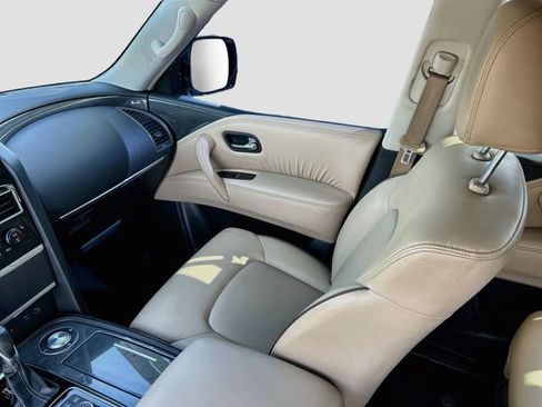 Used 2023 Nissan Armada SV w/ Cargo Package RWD image 5