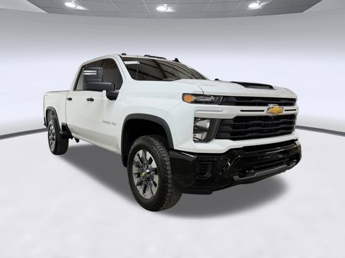 Used 2025 Chevrolet Silverado 2500 Custom w/ Custom Value Package AWD/4WD image 20