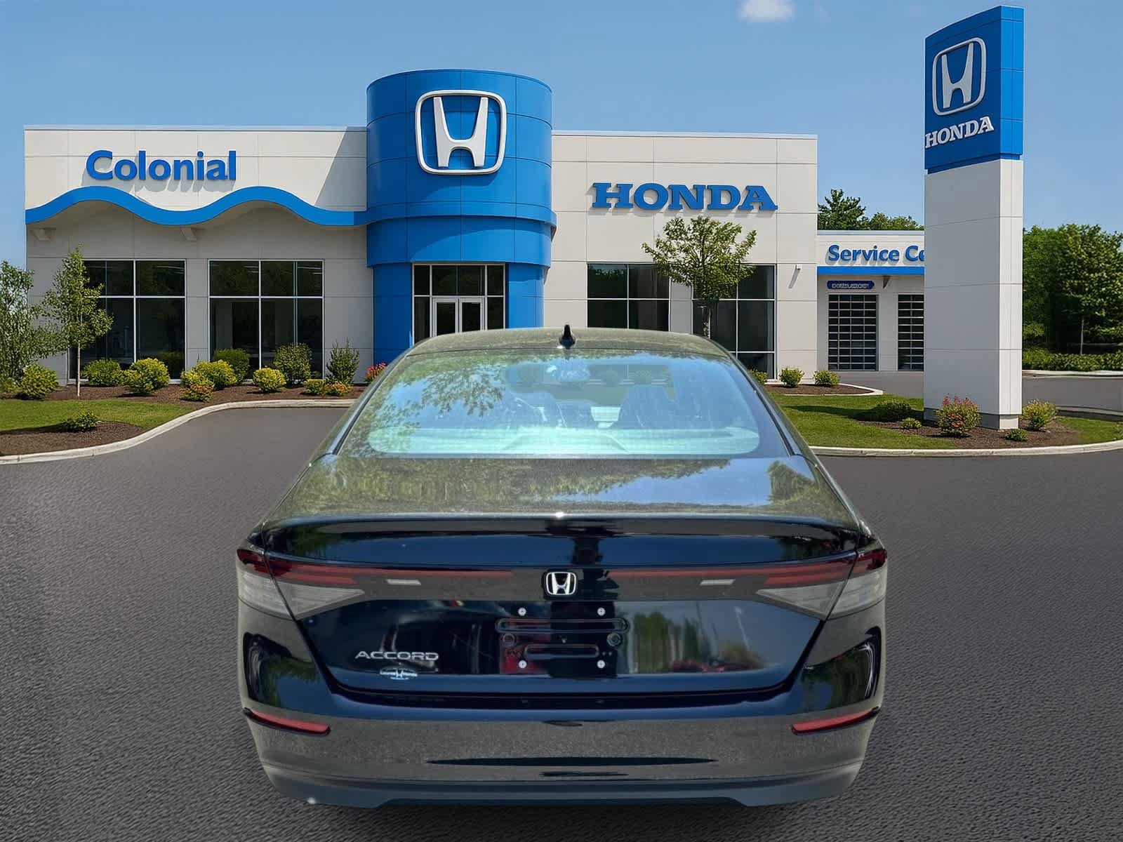 Used 2025 Honda Accord SE image 5