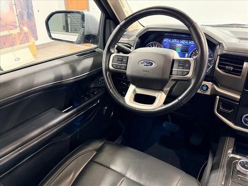 Certified 2023 Ford Expedition Max XLT image 11