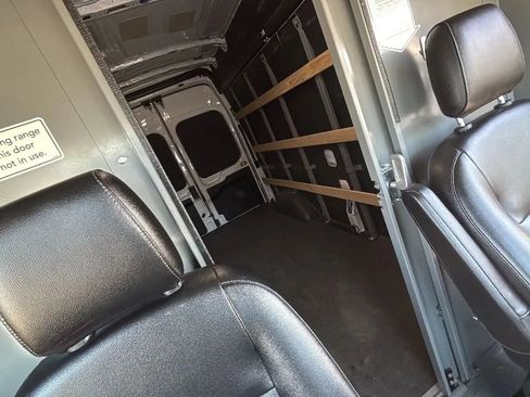 Used 2022 Ford E-Transit 148 High Roof w/ Load Area Protection Package RWD image 40